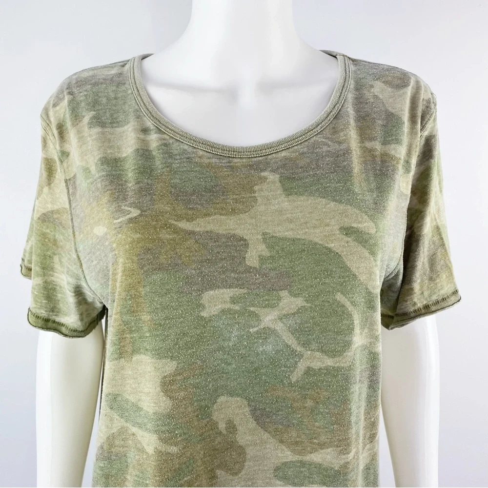 Free People Size M Green Camo Print Short Sleeve Casual T-Shirt Top - Picture 3 of 10
